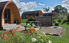 Poppy Glamping Pod